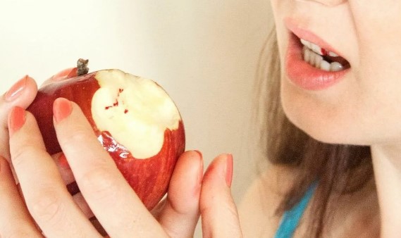 Кровоточивость десен